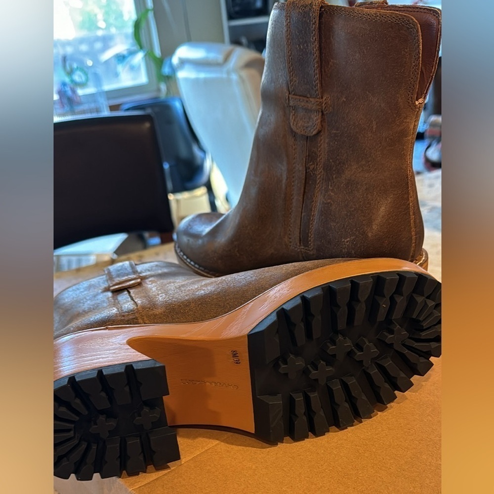 Lucky Brand suede boots - Picture 4 of 4